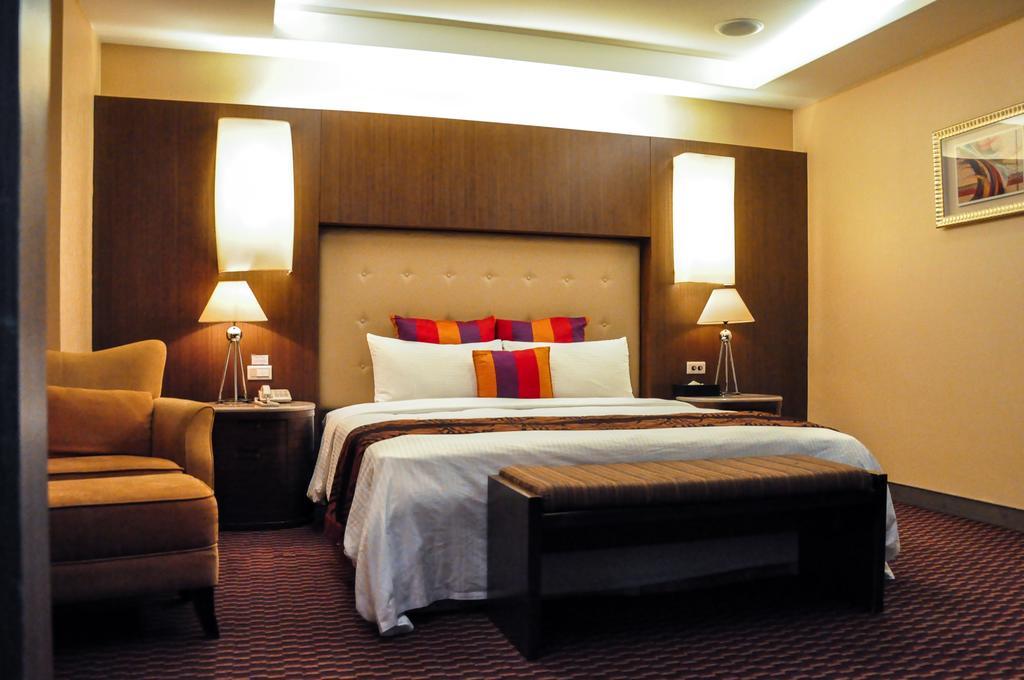 Jingan Classic Inn Zhonghe  Dış mekan fotoğraf